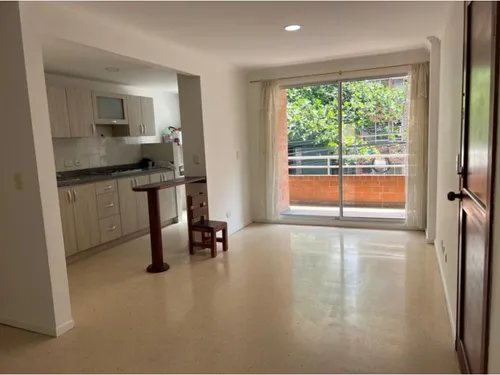 Apartamento En Arriendo En Laureles