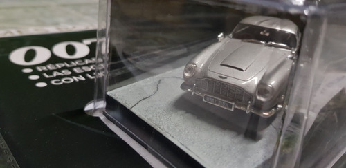 James Bond 007 Coleccion La Nacion Aston Martin 1/43efectivo