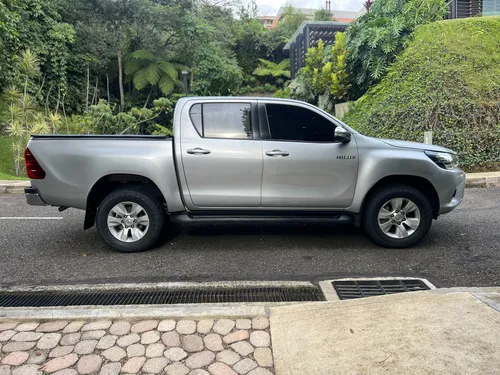Toyota Hilux 2.8l