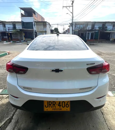 Chevrolet Onix 1.0T Premier Sedan At