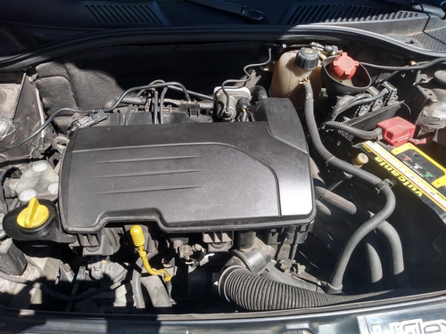 Renault Clio 2007 1.0 16v Authentique Hi-flex 3p
