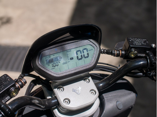 Imagen 13 de 15 de Moto Electrica Scooter Nuuv Nqi Sport Bosch Litio Panasonic