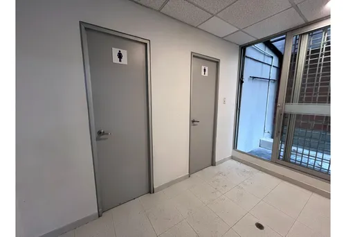 175m2 Local Arriendo En Envigado