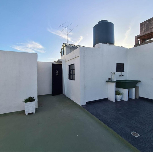 Oportunidad! Dueño Vende Ph/departamento Tipo Casa De Categoria En Avellaneda, Totalmente Reciclado A Nuevo!! Sin Expensas!! Sin Comision Inmobiliaria! Se Acepta Propiedad Menor Valor De Mi Interes