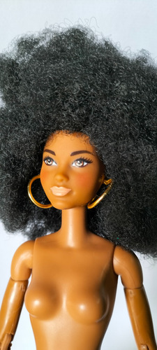 Barbie Fashionistas #105 Cuerpo Made To Move, Descontinuada (Usado)