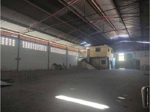 Imagen 7 de 10 de Venta De Galpón En Zona Industrial La Quizanda Valencia 0412-4860923.