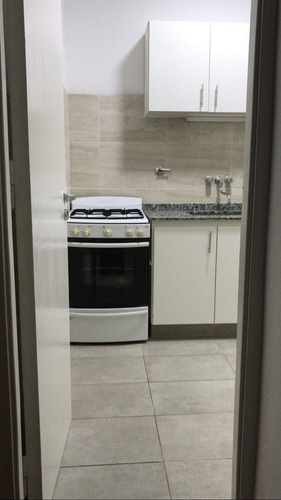 Imagen 5 de 8 de Venta De Departamento En Caballito