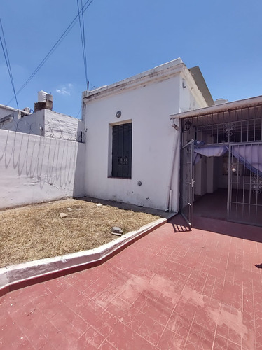 Casa En Venta 2 Dorm. Barrio San Vicente