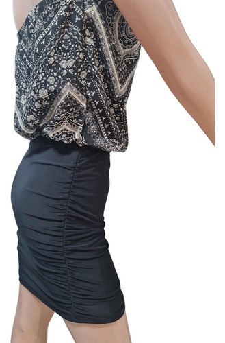 Vestido Corto Sensual Cuello Halter Falda Fruncida (Usado)