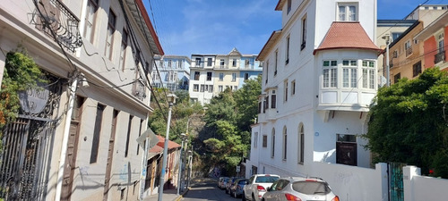 Excelente Casa En Cerro Alegre Valparaiso