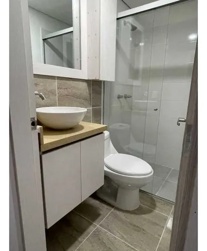 Vende Apartamento En Ríonegro 72 Metros Con Parqueadero U/cerrada Ch