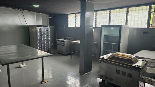 A1 Venta O Alquiler Local Comercial Integral Equipado Guataparo