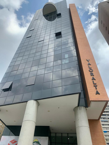 Oficina En Venta, Torre Empresarial Valoralta, Los Dos Caminos.