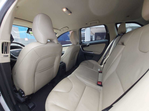 Volvo Xc60 - 2015/2015 2.0 T5 Comfort Fwd Turbo Gasolina ..