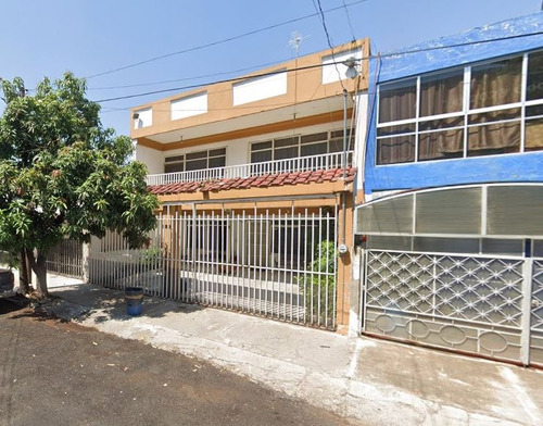 Casa Con Ubicación Excelente En Lomas De San Pedro, Guad. Jal. Arf