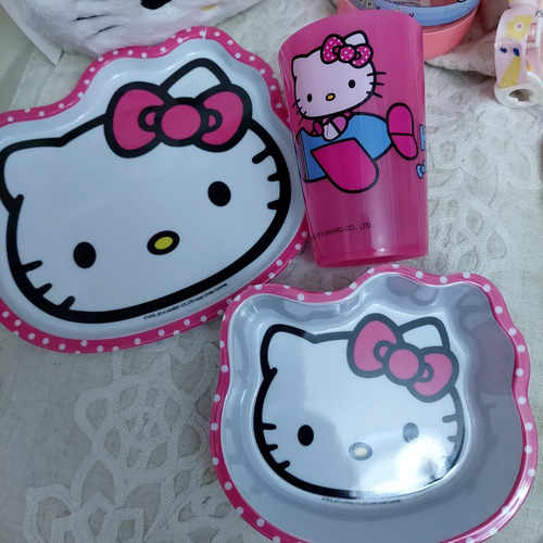 Bonito Set Hello Kitty (Usado)