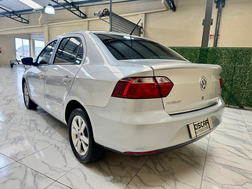 Volkswagen Voyage 1.6 Highline 101cv