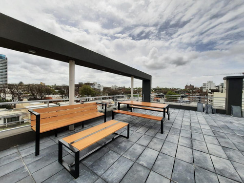 Venta De Apartamento Mono-ambiente En Rambla De Buceo