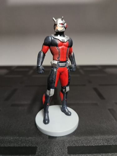 Figura Gashapon Ant Man Hombre Hormiga Marvel Estatua Mini 