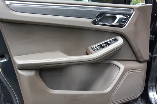 Porsche Macan 2.0 Lux