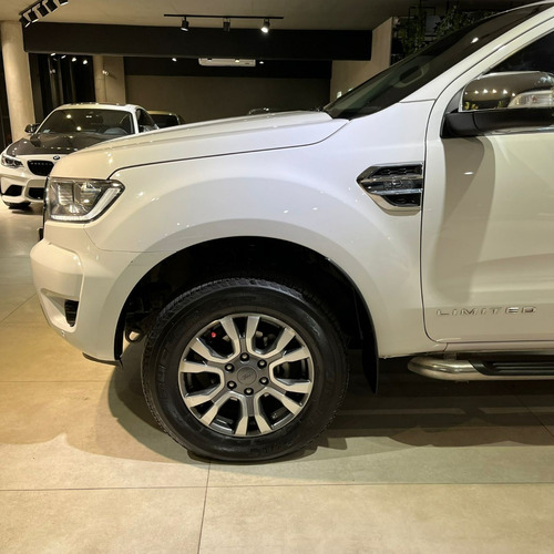 Imagen 17 de 19 de Ford Ranger 3.2 Cd Limited Tdci 200cv Automática