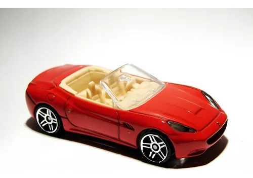 Hot Wheels Ferrari California Fe Vermelha 38/2009 Lacrado