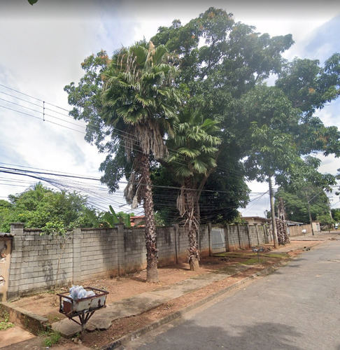 Imagem 6 de 8 de 6 Mil Mt2 Dentro De Goiânia Com Lindo Sobrado De 3 Quartos!