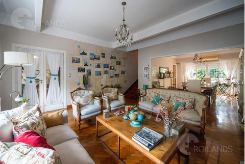 Venta Casa 7 Ambientes Con Patio, Cochera Y Playroom En Almagro