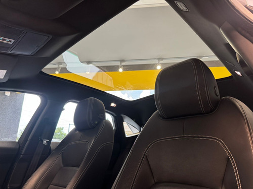 Jaguar E-Pace R-Dynamic SE 2.0 AWD 300cv Aut.