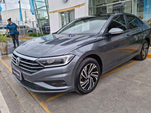 Imagen 23 de 25 de Vw Vento Highline 1.4 Automatico 2021 Ugarcia Us
