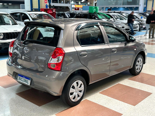 Toyota Etios 1.3 X 16V