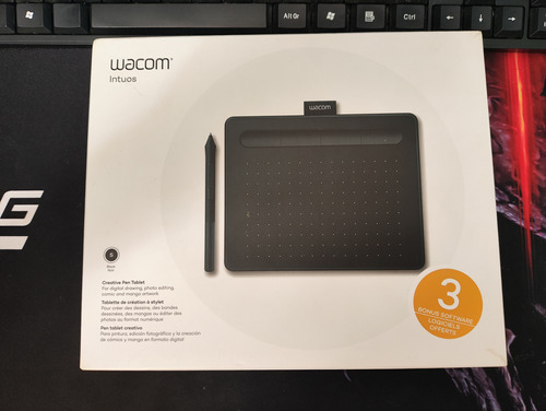 Tableta Gráfica Wacom Intuos Small / Incluye Lápiz Y Puntas 