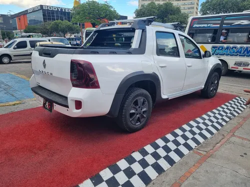 Renault Duster Oroch 2.0 Mt