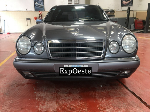 Imagen 2 de 13 de Mercedes Benz E240 V6 At Elegance 1997 Expoeste
