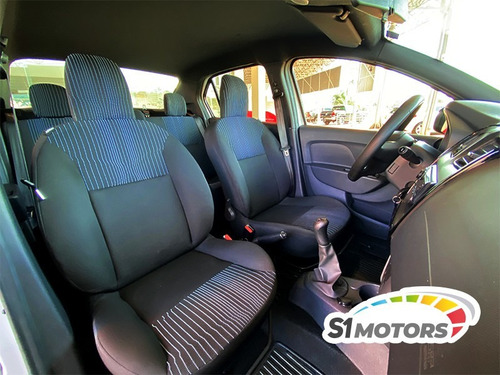 Imagem 11 de 14 de Renault Logan Life 1.0 Branco 2020