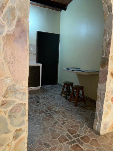 Imagen 14 de 14 de En Venta Linda Casa En Res. Villas Del Centro, 04128676886