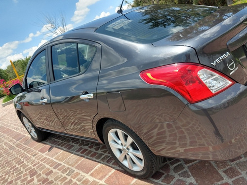 Imagen 4 de 11 de Nissan Versa 2017 1.6 Advance At