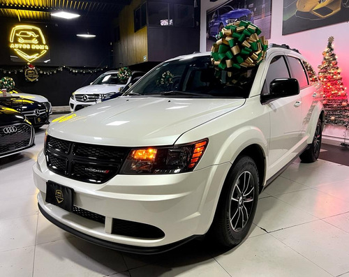 Dodge Journey 2.4 Se 7 Pasajeros At