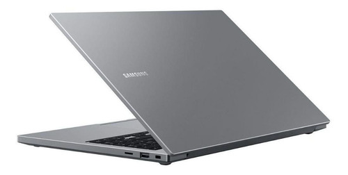 Imagem 6 de 7 de Notebook Samsung Book X30 cinza 15.6", Intel Core i5 1135G7 8GB de RAM 1TB HDD, Intel Iris Xe Graphics G7 80EUs 1920x1080px Windows 10 Home