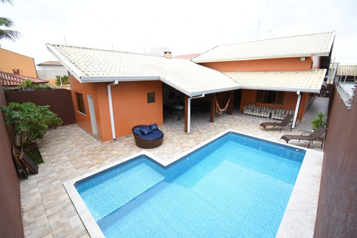 Imagem 1 de 25 de Casa À 100 M Da Praia Com Piscina À Venda Em Peruíbe