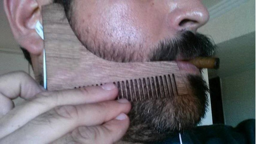 Peine Y Delineador  Para Barba En Forma De   L