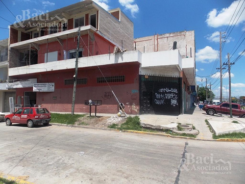 Local - El Jaguel