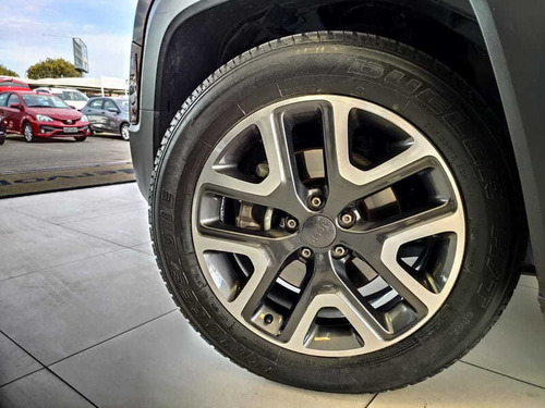 Imagem 5 de 15 de Jeep Renegade Longitude 1.8 Flex Automatico 2019