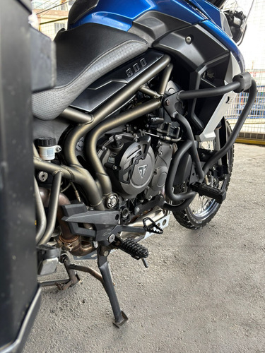 Triumph Tiger 800 Xcx
