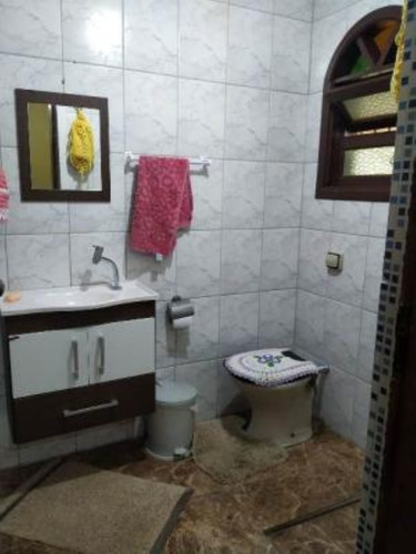 Chácara Com 04 Dormitórios, Edícula E Área Gourmet Em Itanha