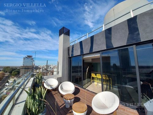 Imagen 20 de 30 de Departamento De Tres Dormitorios En Venta En Pichincha