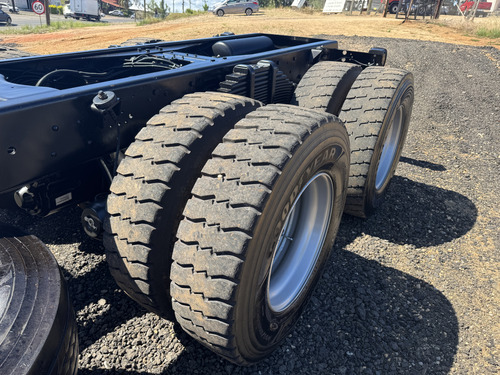 Volkswagen Vw 31280 Traçado 6x4 Com Apenas 25 Mil Km