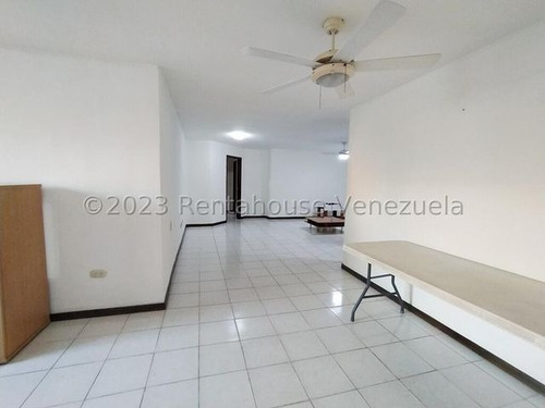 Imagen 3 de 24 de Apartamento En Venta Urb San Isidro, Maracay 23-19045 Hc