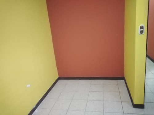 Imagen 2 de 21 de Vendo Casa, Curridabat. Residencial Paso Real