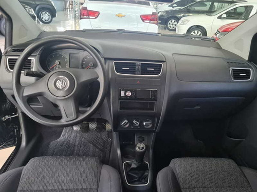 Imagem 7 de 15 de Volkswagen Fox 1.0 8v (g2) (trend) 4p 2013